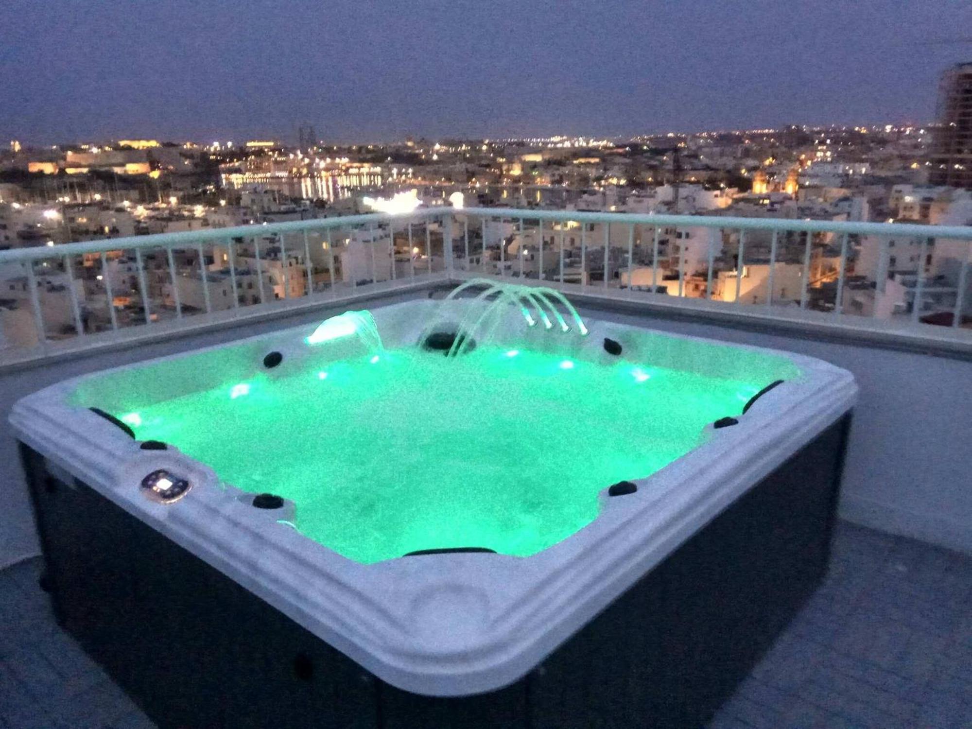 Wonderful Apartments With Shared Jacuzzi And Panorama Rooftop Gzira Dış mekan fotoğraf