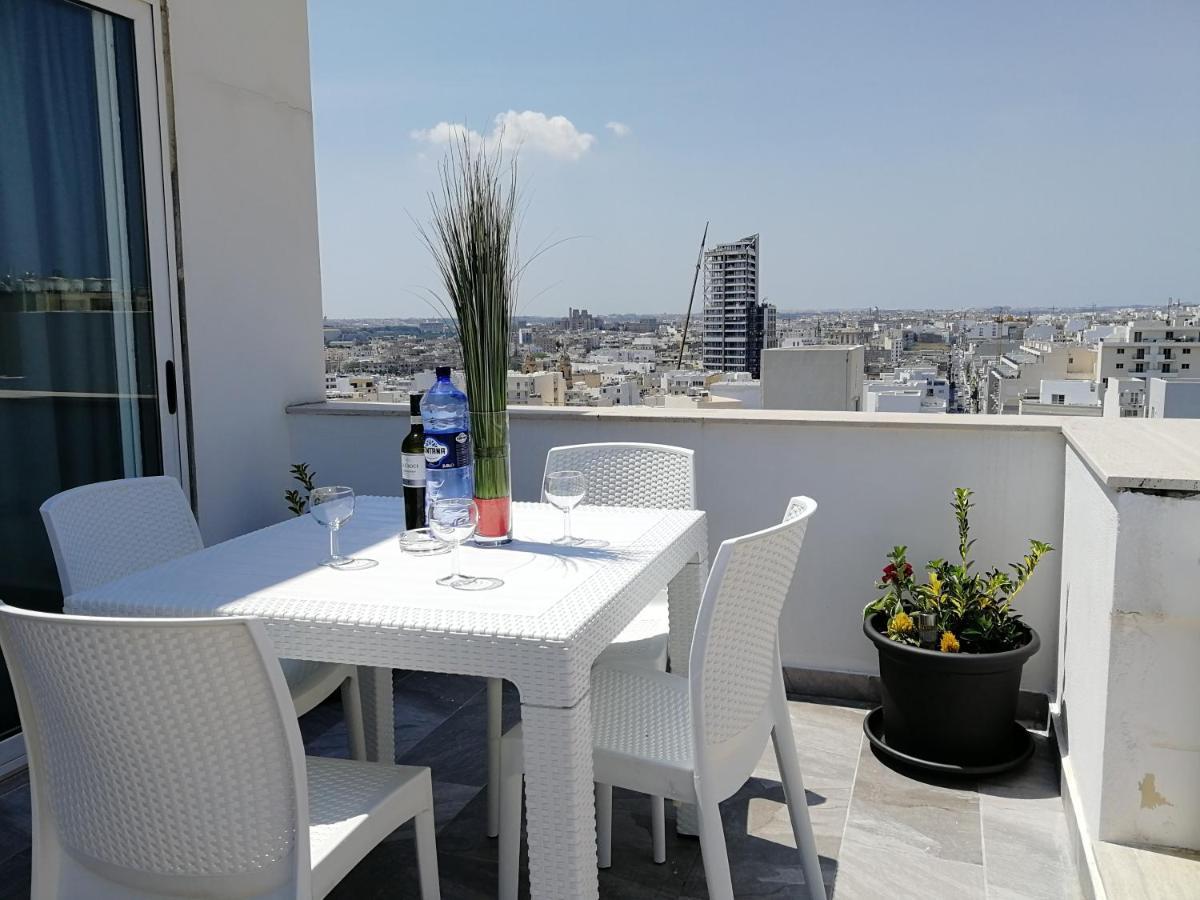 Wonderful Apartments With Shared Jacuzzi And Panorama Rooftop Gzira Dış mekan fotoğraf