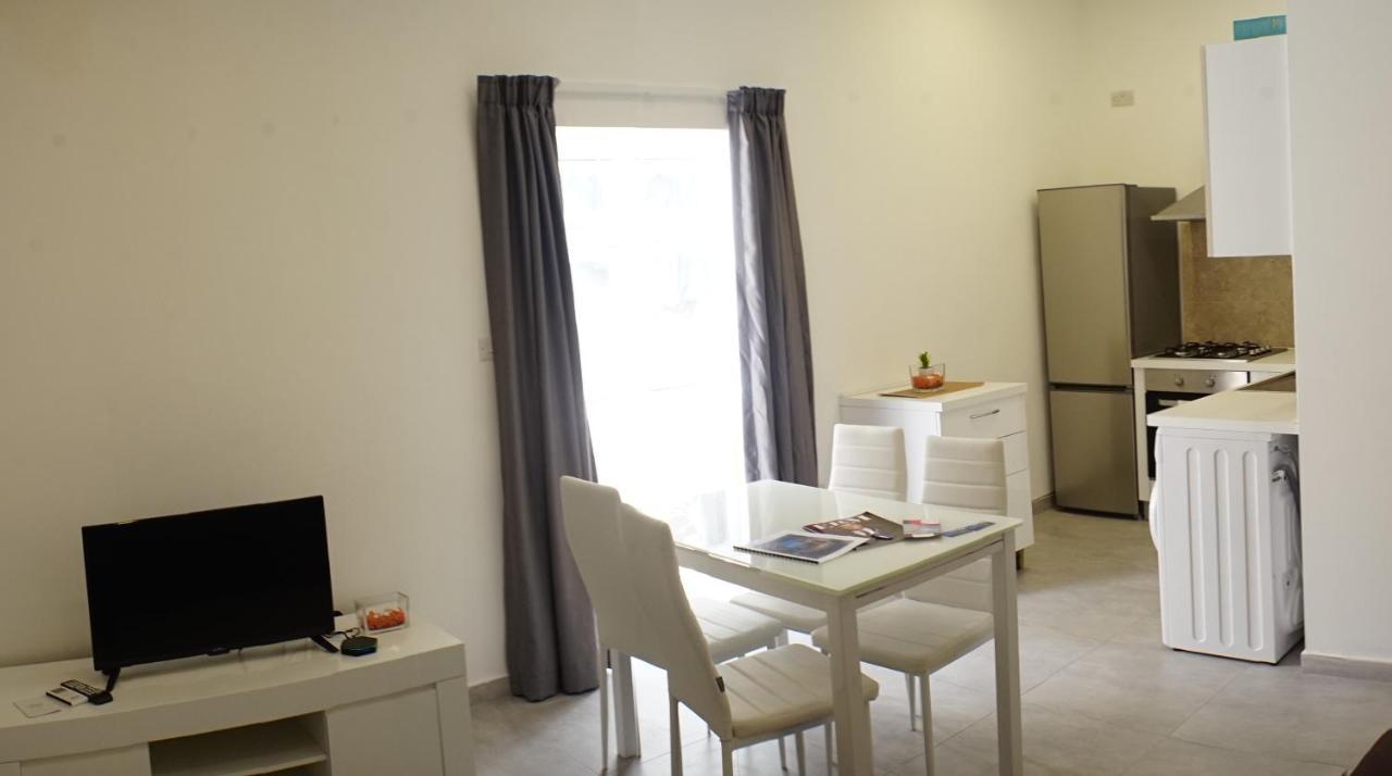 Wonderful Apartments With Shared Jacuzzi And Panorama Rooftop Gzira Dış mekan fotoğraf
